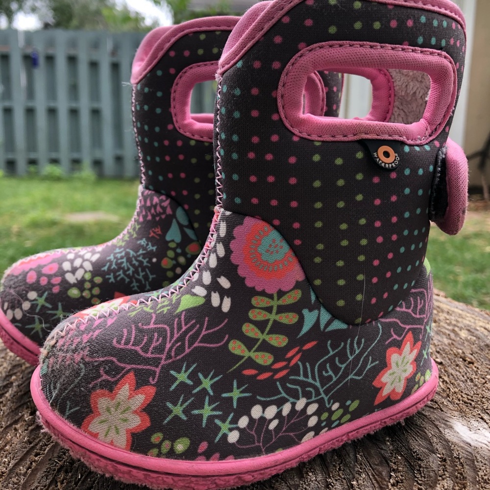 Baby Bogs Size 4